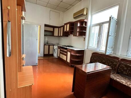 2 otaqlı köhnə tikili - Nizami m. - 70 m²
