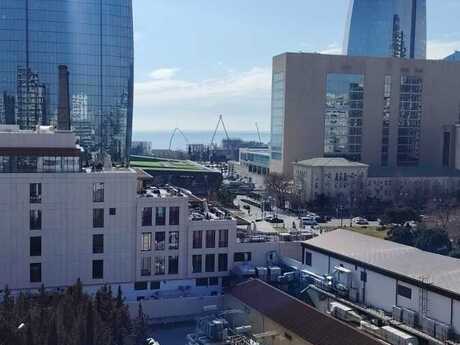 3 otaqlı köhnə tikili - Şah İsmayıl Xətai m. - 65 m²