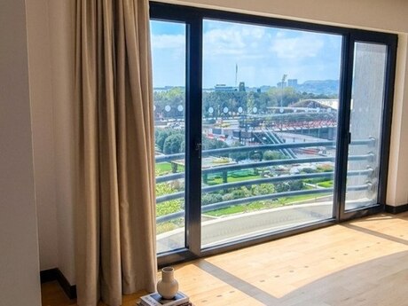 4 otaqlı yeni tikili - 28 May m. - 183 m²
