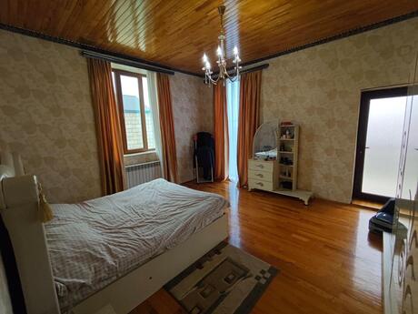 4 otaqlı həyət evi/bağ evi - Masazır q. - 200 m²