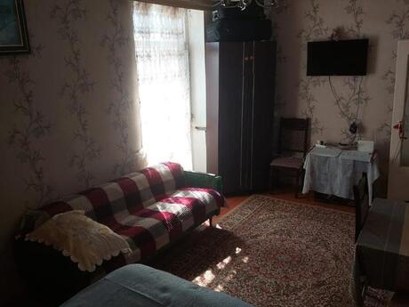 1 otaqlı köhnə tikili - Mərdəkan q. - 36 m²