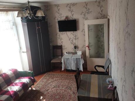 1 otaqlı köhnə tikili - Mərdəkan q. - 36 m²