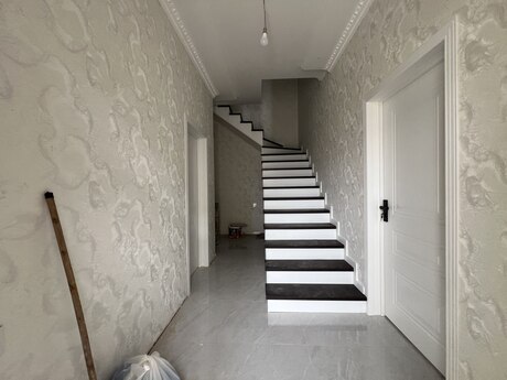 4 otaqlı həyət evi/bağ evi - Masazır q. - 160 m²
