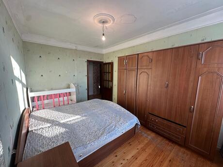3 otaqlı köhnə tikili - Bülbülə q. - 70 m²