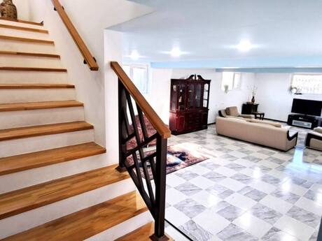 6-комн. дом/дача - пос. Мардакан - 300 м²