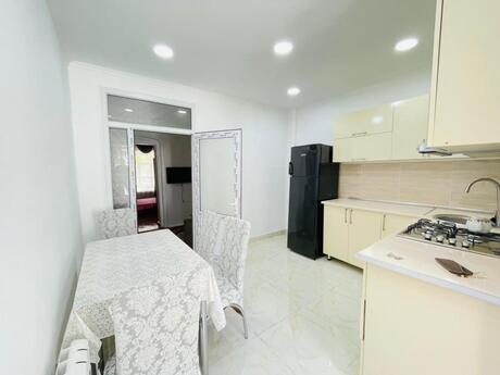 2 otaqlı köhnə tikili - 28 May m. - 50 m²