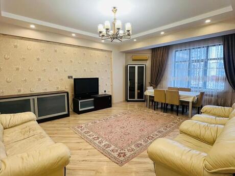 3 otaqlı yeni tikili - Nəriman Nərimanov m. - 140 m²