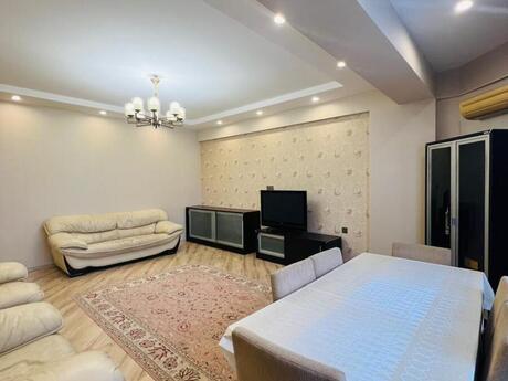 3 otaqlı yeni tikili - Nəriman Nərimanov m. - 140 m²