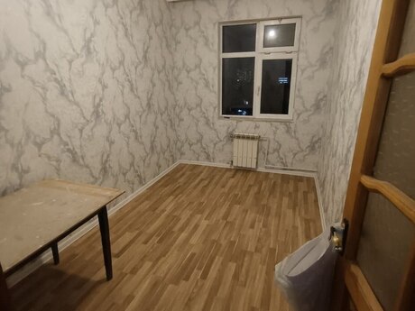 3 otaqlı köhnə tikili - 7-ci mikrorayon q. - 60 m²