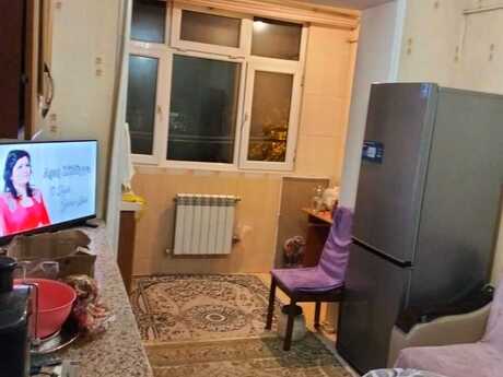 3 otaqlı köhnə tikili - Qaraçuxur q. - 75 m²