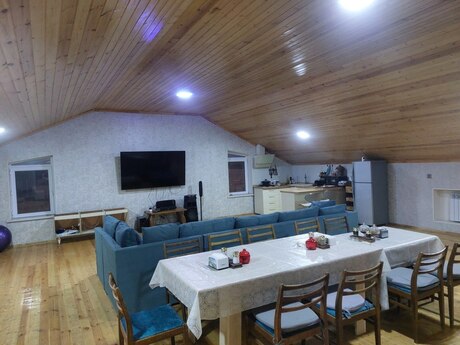 4 otaqlı həyət evi/bağ evi - Xəzər r. - 240 m²