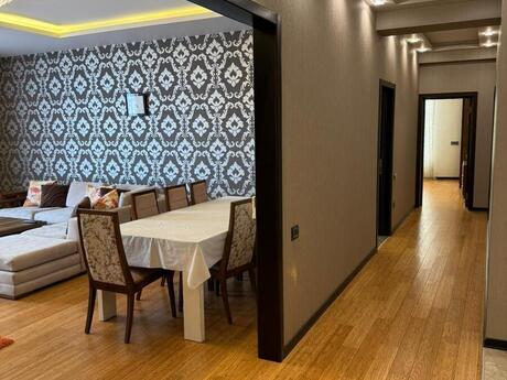 3 otaqlı yeni tikili - Nizami m. - 160 m²