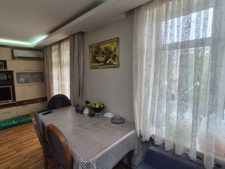 2 otaqlı köhnə tikili - Neftçilər m. - 65 m²