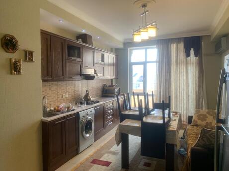 3 otaqlı yeni tikili - 8 Noyabr m. - 120 m²
