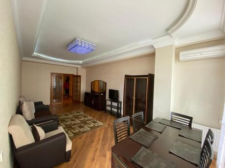 3 otaqlı yeni tikili - İnşaatçılar m. - 120 m²