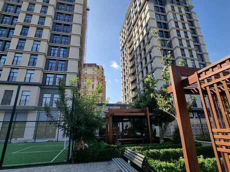 4 otaqlı yeni tikili - Nəriman Nərimanov m. - 176.5 m²