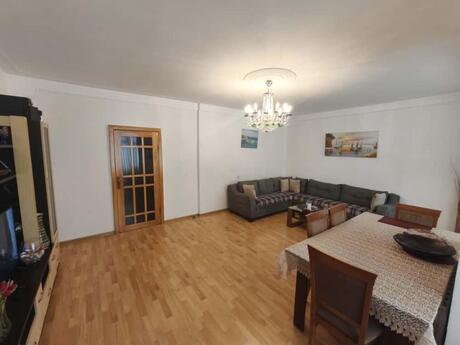 4 otaqlı köhnə tikili - Memar Əcəmi m. - 95 m²