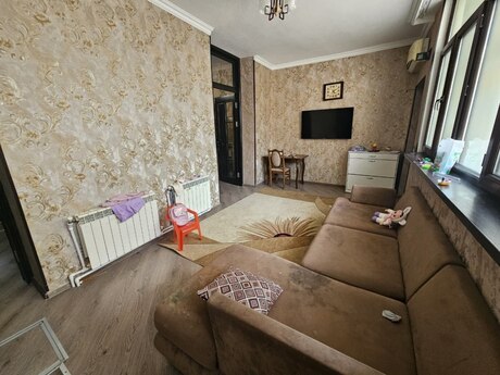 2 otaqlı köhnə tikili - Nəriman Nərimanov m. - 70 m²