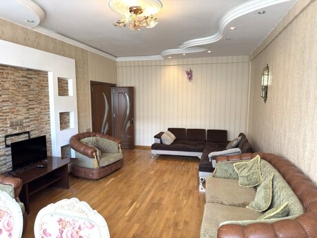 Elan №6101382 - Bakı, Yeni Yasamal q., 2 otaqlı, 90 m², 15/17 mərtəbə