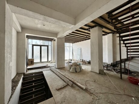 Obyekt - Ağ şəhər q. - 400 m²