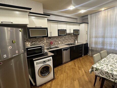 3 otaqlı yeni tikili - Nəriman Nərimanov m. - 150 m²