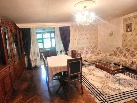 3 otaqlı köhnə tikili - Elmlər Akademiyası m. - 87 m²