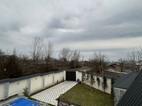 4 otaqlı həyət evi/bağ evi - Qəbələ - 500 m²
