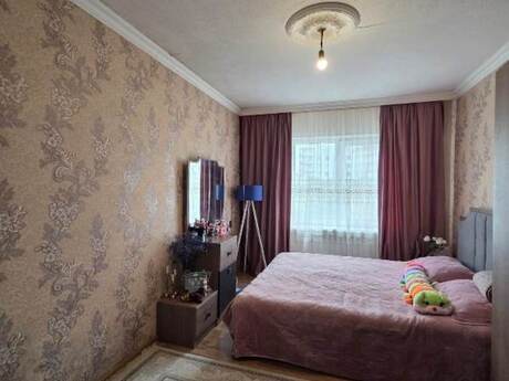 2 otaqlı köhnə tikili - İnşaatçılar m. - 55 m²