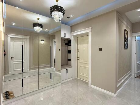 4 otaqlı yeni tikili - Nəsimi r. - 137 m²