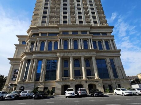 4 otaqlı yeni tikili - Elmlər Akademiyası m. - 155 m²