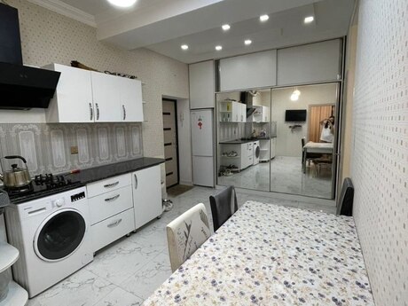 Elan №6101516 - Bakı, Şah İsmayıl Xətai m., 70 m²