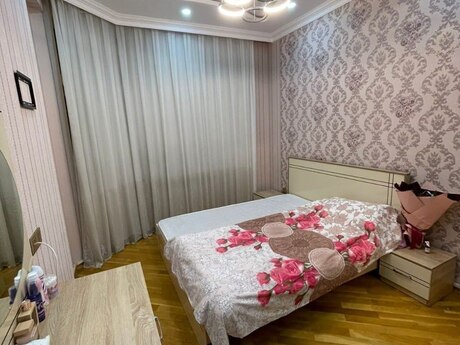 Obyekt - Şah İsmayıl Xətai m. - 70 m²
