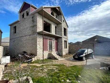8 otaqlı həyət evi/bağ evi - Ramana q. - 250 m²