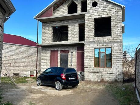 8 otaqlı həyət evi/bağ evi - Ramana q. - 250 m²