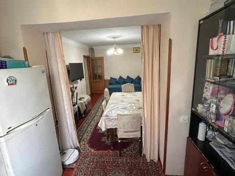 3-комн. вторичка - м. Ази Асланов - 70 м²