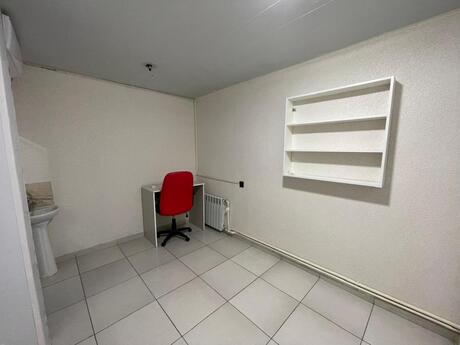 Obyekt - Xalqlar Dostluğu m. - 9 m²