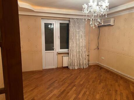 3 otaqlı köhnə tikili - Elmlər Akademiyası m. - 87 m²