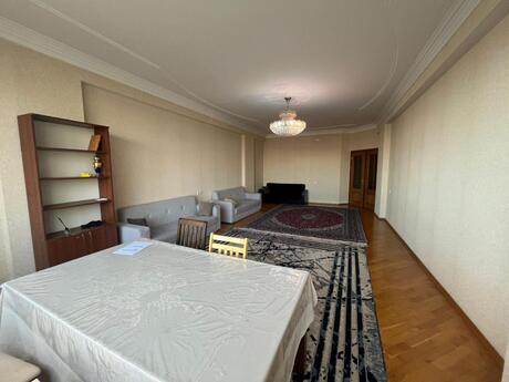 4 otaqlı yeni tikili - Elmlər Akademiyası m. - 214 m²