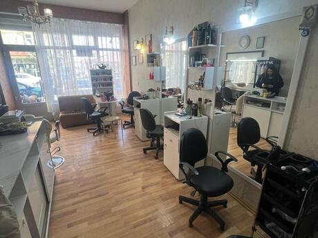 Obyekt - İnşaatçılar m. - 50 m²