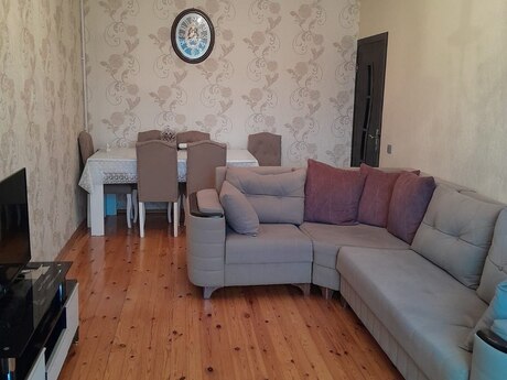 3 otaqlı köhnə tikili - Köhnə Günəşli q. - 90 m²