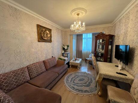 2 otaqlı köhnə tikili - Memar Əcəmi m. - 50 m²