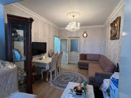 2 otaqlı köhnə tikili - Memar Əcəmi m. - 50 m²