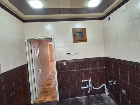 2 otaqlı köhnə tikili - Bakıxanov q. - 50 m²