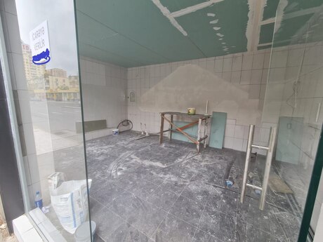 Obyekt - Elmlər Akademiyası m. - 30 m²