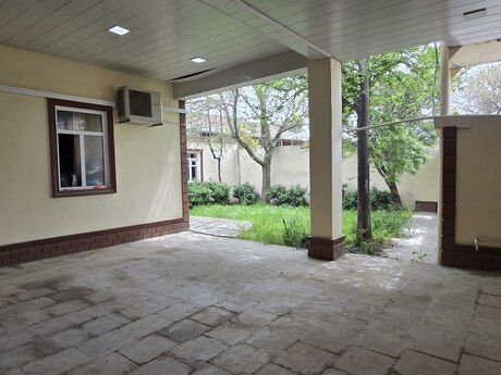 5 otaqlı həyət evi/bağ evi - Binə q. - 120 m²