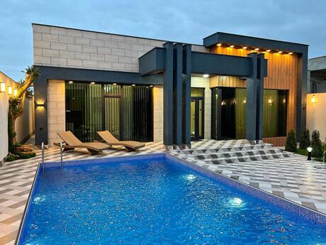 5 otaqlı həyət evi/bağ evi - Mərdəkan q. - 200 m²