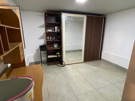5 otaqlı həyət evi/bağ evi - Yeni Ramana q. - 240 m²