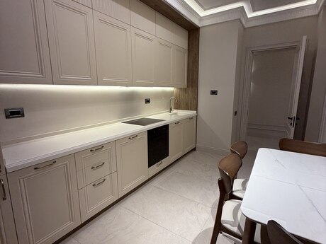 3 otaqlı yeni tikili - Elmlər Akademiyası m. - 120 m²