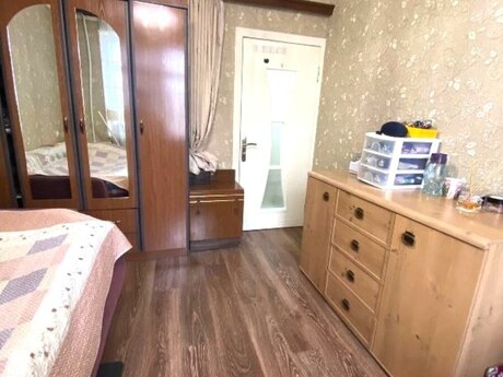 5 otaqlı köhnə tikili - Əhmədli q. - 100 m²