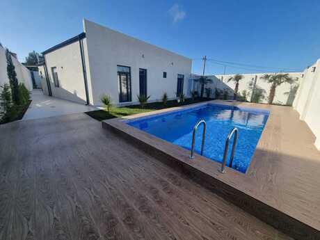 4 otaqlı həyət evi/bağ evi - Mərdəkan q. - 150 m²